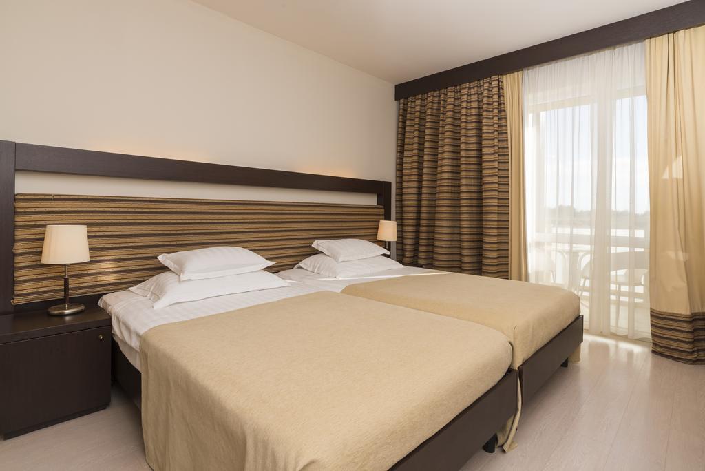 Hotel Garden Istra Plava Laguna Umag Extérieur photo